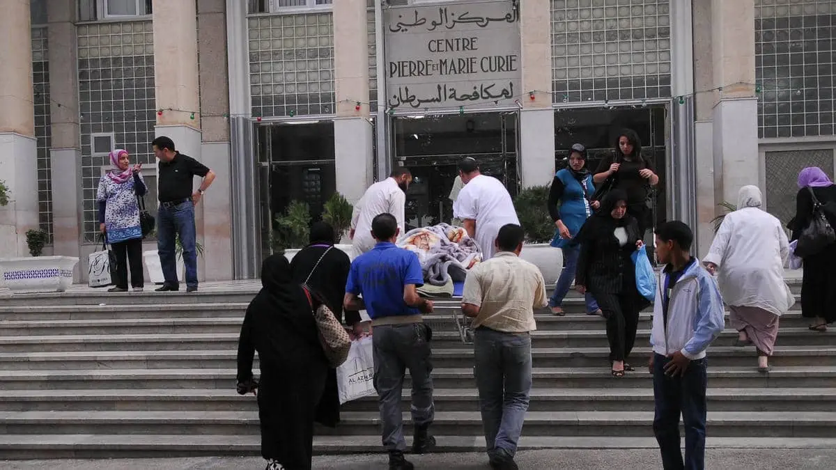 باحث جزائري: الجزائر “متأخرة جدا” في مجال التكفل بمرضى السرطان