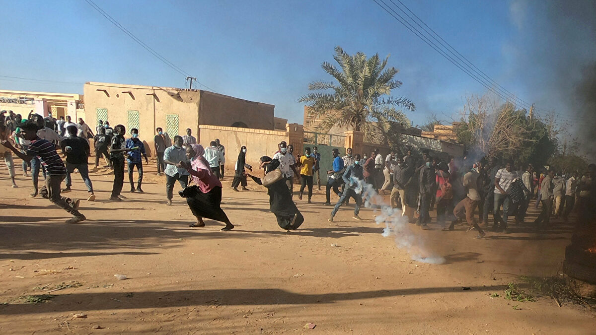 الاتحاد الأوربي يندد بالانقلاب في السودان