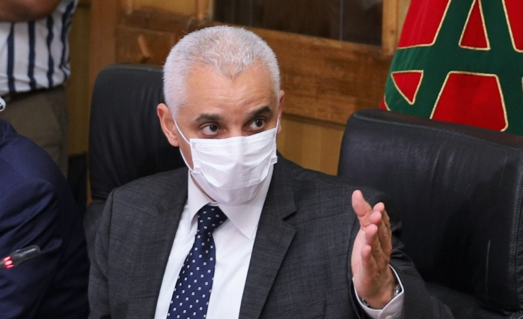 وزير الصحة يحذر من انتكاسة وبائية بسبب متحور جديد