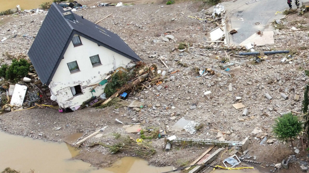 1300 شخص مفقود بألمانيا جرّاء الفيضانات