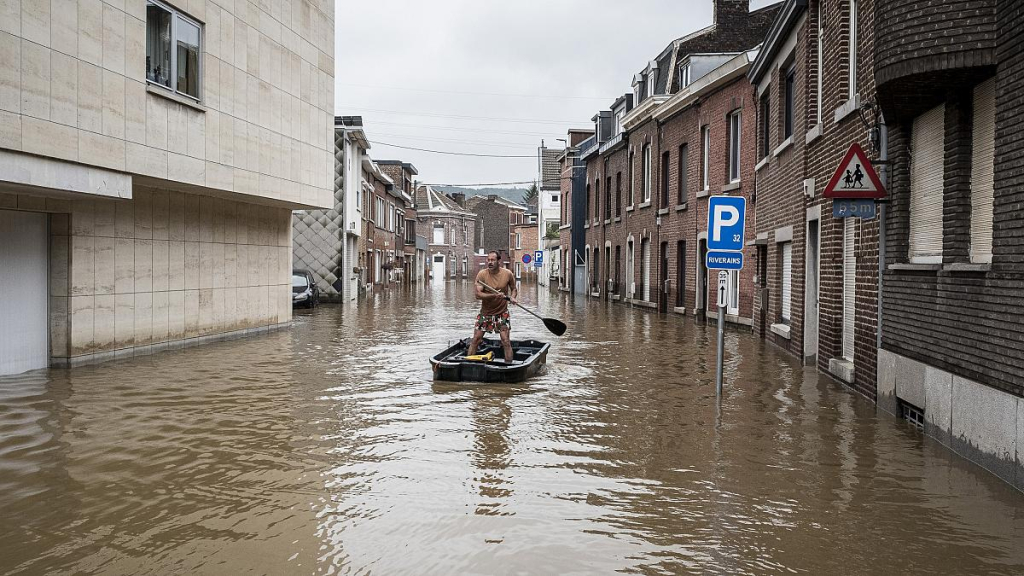20 قتيلا و20 مفقودا ببلجيكا جرّاء فيضانات “غير مسبوقة”