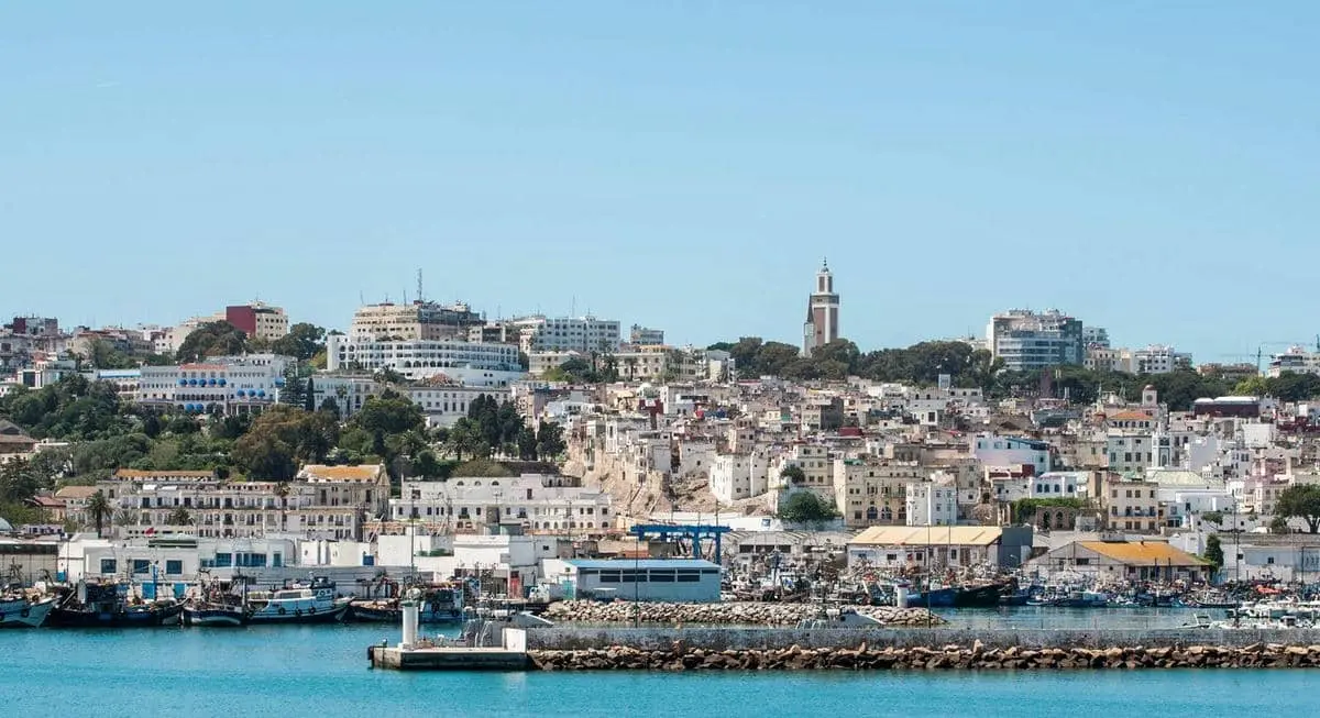 تعليق الرحلات البحرية بين طريفة وطنجة
