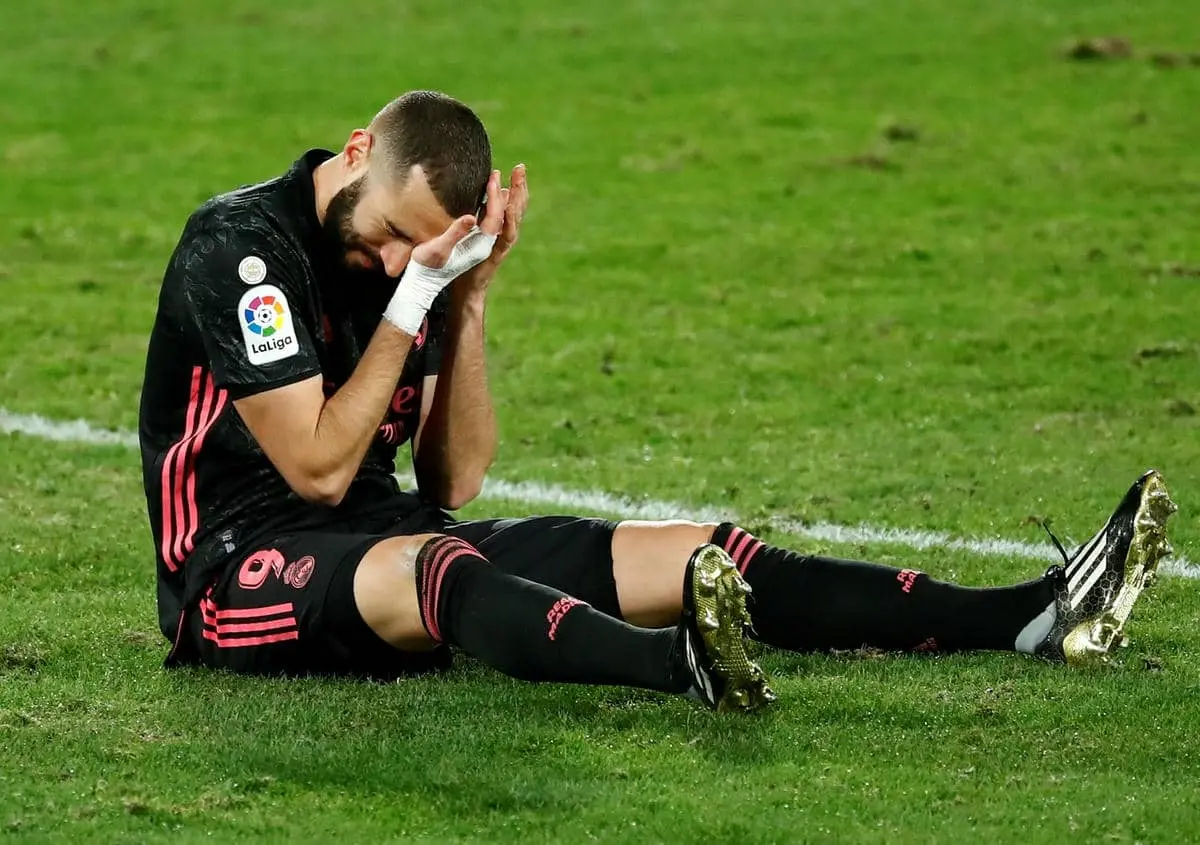 صحفي إيطالي: بنزيما وقع لاتحاد جدة السعودي بـ200 مليون يورو