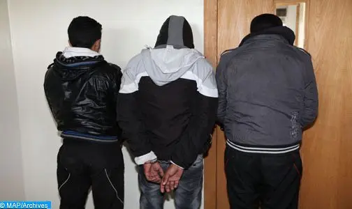 توقيف متورطين بترويج مواد صيدلانية مهربة