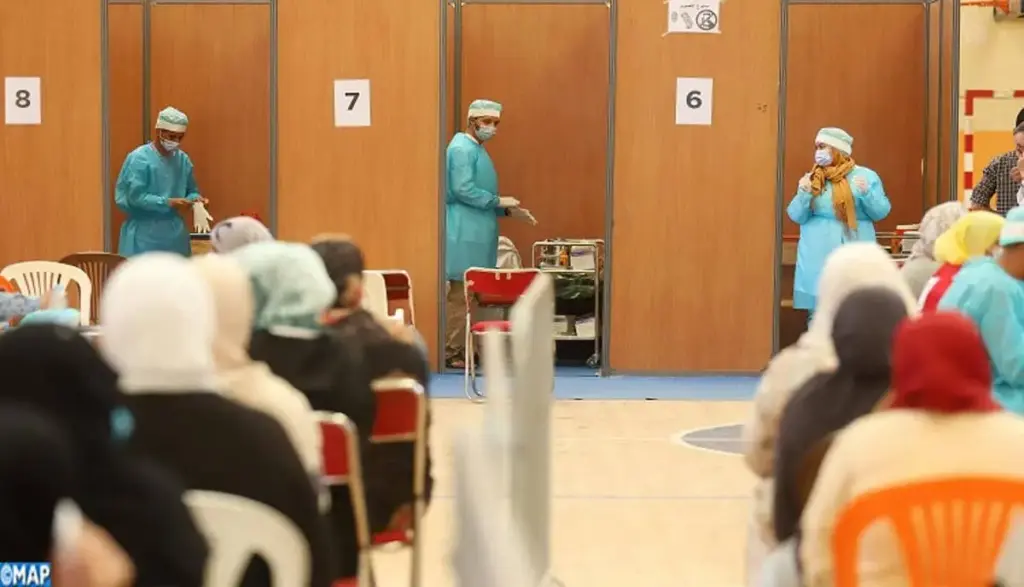 وزارة الصحة تشرع في دراسة بعض أعراض اللقاح الجديدة