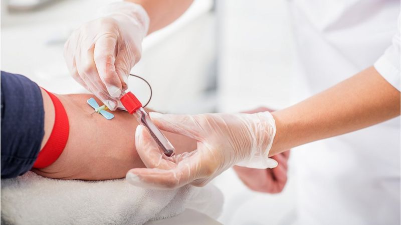 المركز الوطني يطلق حملة لتوفير 5 آلاف كيس دم