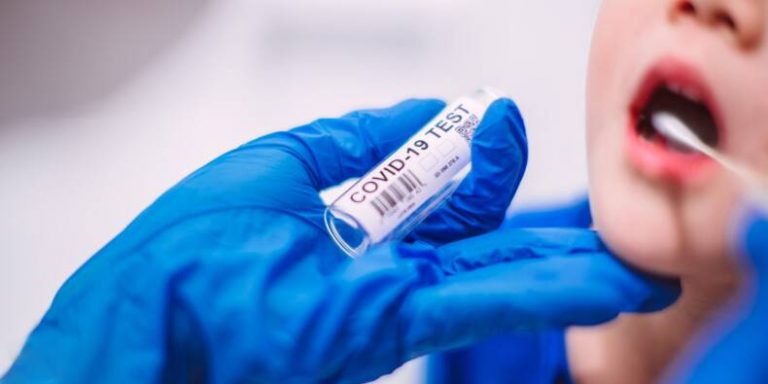 الوزير المنتدب المكلف بالميزانية 12 الحكومة تؤيد تضريب الاختبارات السريعة والمعارضة تلمح لخدمته مختبرا معينا