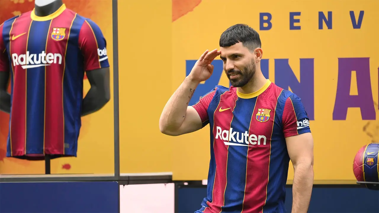 الإصابة تبعد أغويرو عن برشلونة لشهرين
