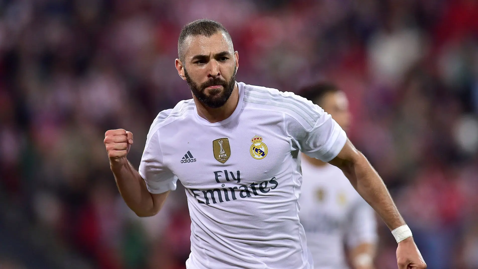 هل يغادر بنزيمة من ريال مدريد نحو الدوري السعودي؟