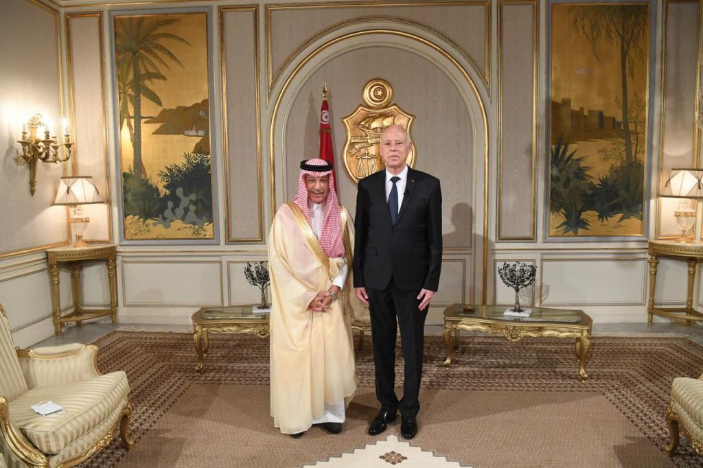 خلال لقائه مسؤولا سعوديا..سعيّد:لا عودة للوراء بتونس