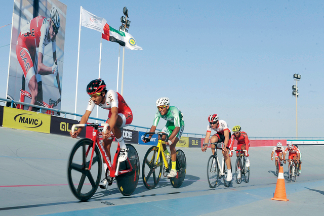 المغرب يشارك ببطولة القاهرة لدراجات المضمار