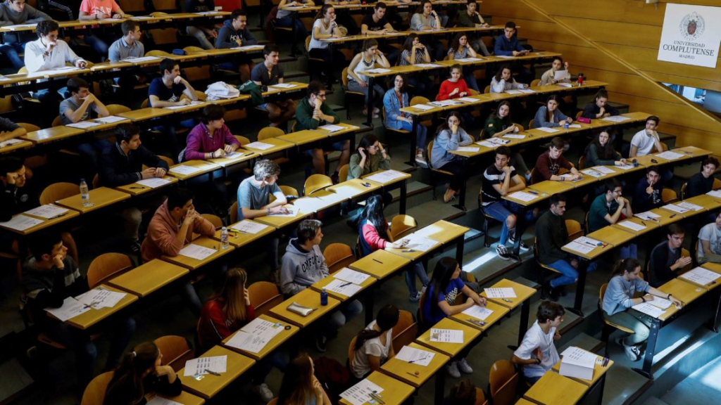 المغرب وسويسرا يبحثان التعاون الجامعي