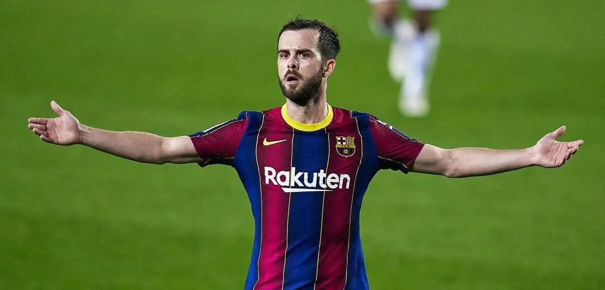 بيانيتش يغادر برشلونة مُعارا لبشيكطاش التركي