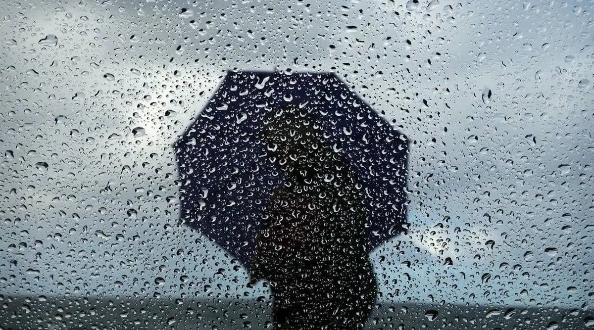 طقس السبت.. زخات مطرية بهذه المناطق المغربية