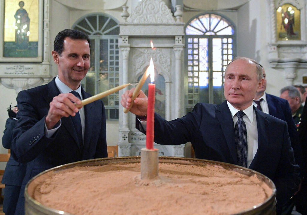 بوتين يعزل نفسه بسبب كورونا.. فهل يلحقه بشار الأسد؟