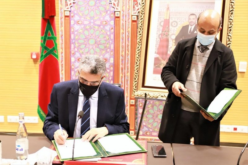 الرميد يمنح المجتمع المدني دليلا جديدا للترافع عن مغربية الصحراء