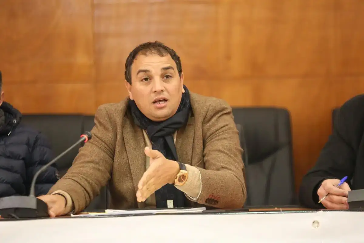 بركات يهاجم وزراء “الأحرار” ويؤكد: حان وقت “البام” لقيادة الحكومة