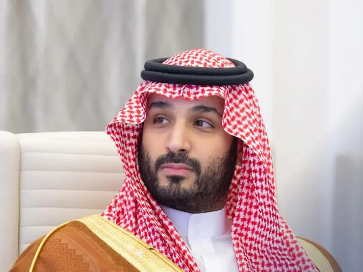 إعلام:السعودية دفعت هادي للتنحي