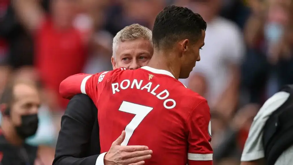 رونالدو يشكر جماهير ليفربول على مواساته