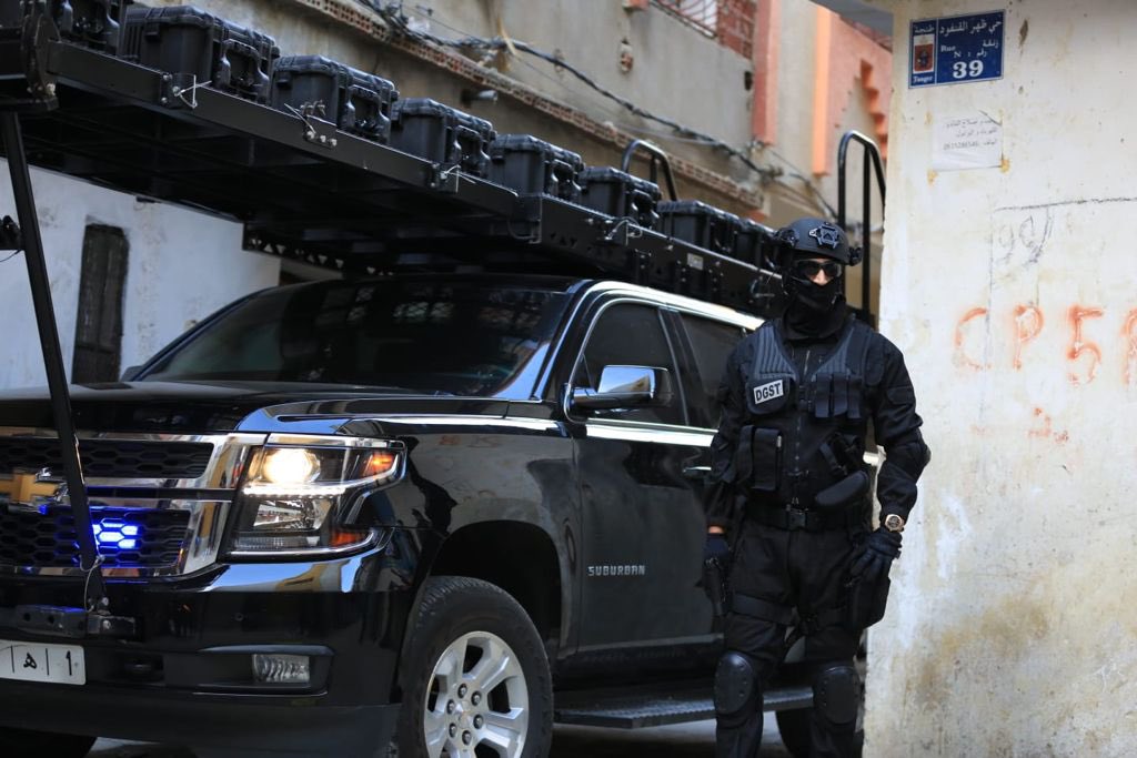 المغرب يفكك خلية إرهابية بطنجة تضع شخصيات أمنية بين أهدافها