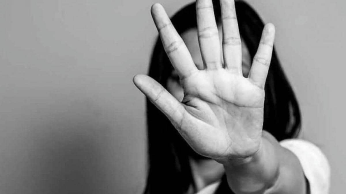 امرأة 19 تعبئة بمكناس للتحسيس بخطورة العنف ضد النساء