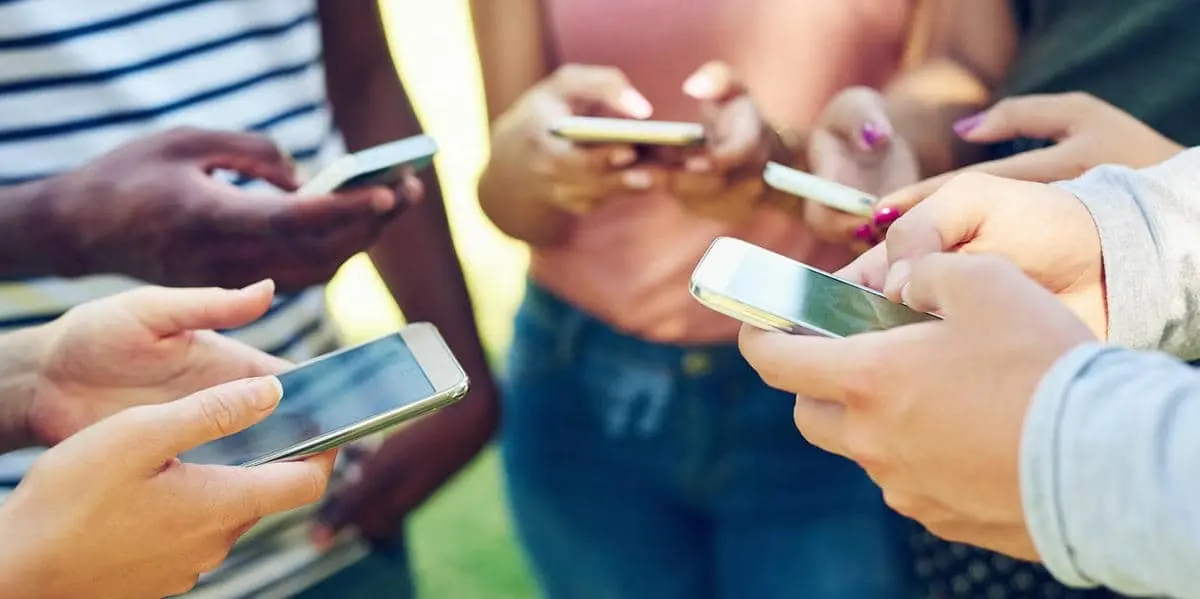 بتهمة التطرف.. روسيا تحظر “فيسبوك” و”إنستغرام”