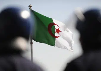 البرلمان الجزائري يقر الإعدام في جرائم الحرائق وخطف الأطفال