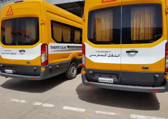 تسليم سيارات للنقل المدرسي بطاطا