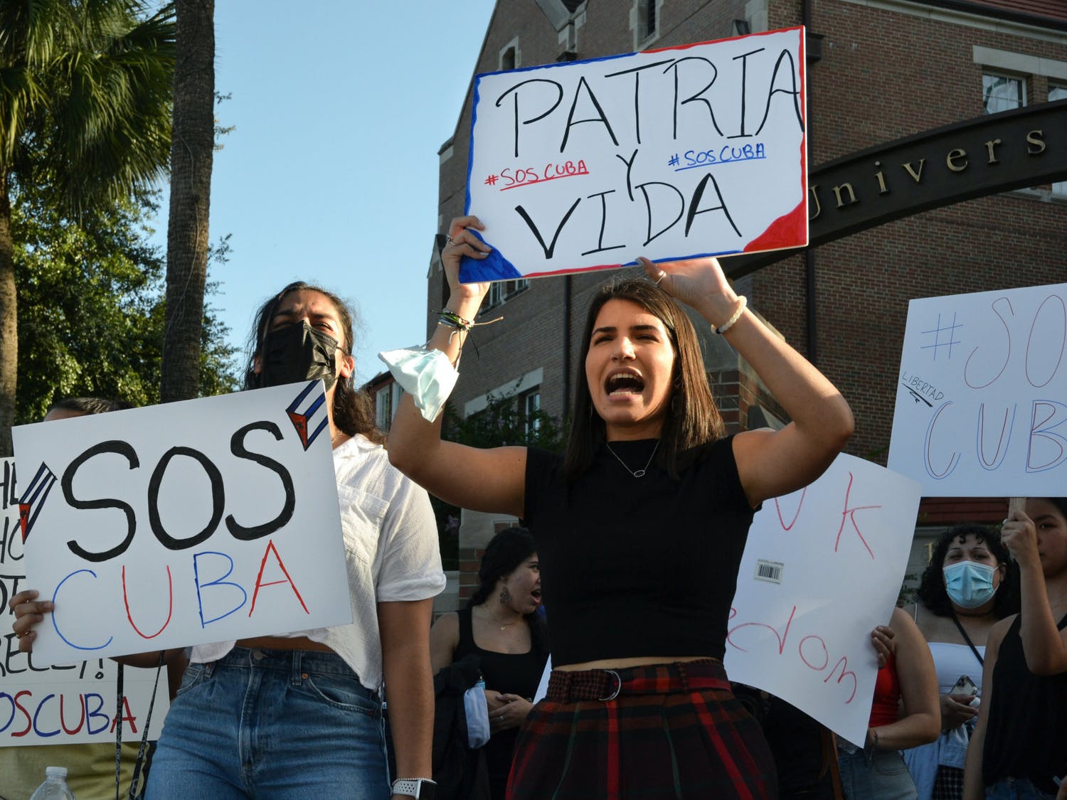 كوبا تتهم واشنطن بالسعي لزعزعة استقرارها