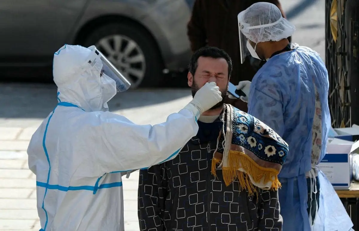 خبير صحي: غير الملقحين ضد كوفيد أكثر عرضة 35 مرة لمضاعفات حادة