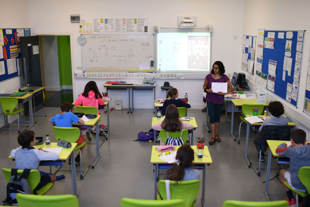 المغرب يعلن تخفيض سن التعليم الأولي من أربعة لثلاث سنوات
