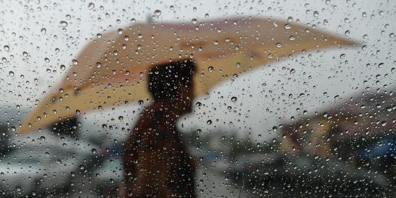 أمطار ورياح الخميس بهاته المناطق المغربية