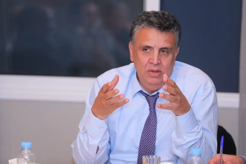 وهبي محملا الجزائر مسؤولية “هجمات سمارة”: الصواريخ التي خرجت من أرضكم لبلادنا أليست إرهابا؟