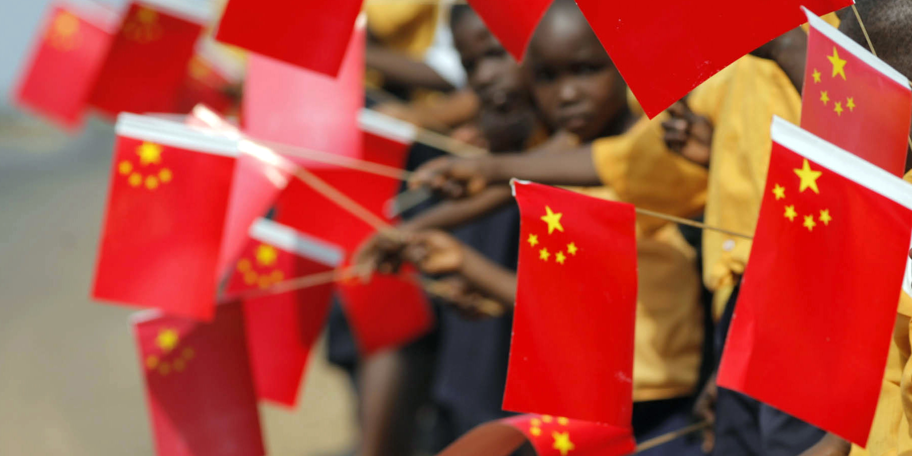 الصين تدافع عن سياستها الإفريقية وتؤكد التزامها الشفافية والانفتاح