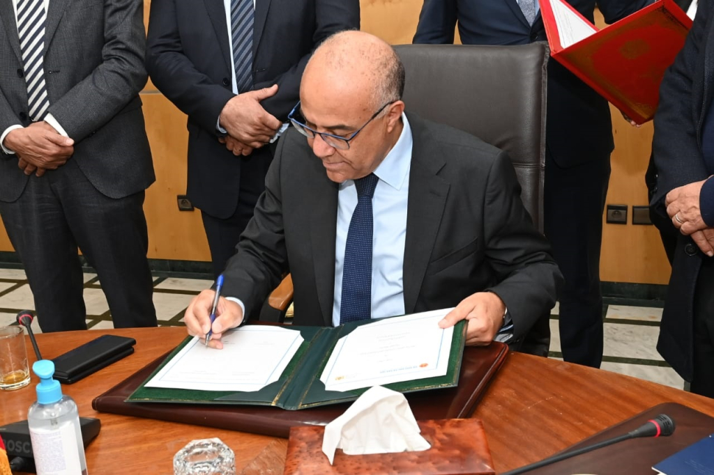 المغرب وفيتنام يوقعان إعلان نوايا لتعزيز التعاون الأكاديمي