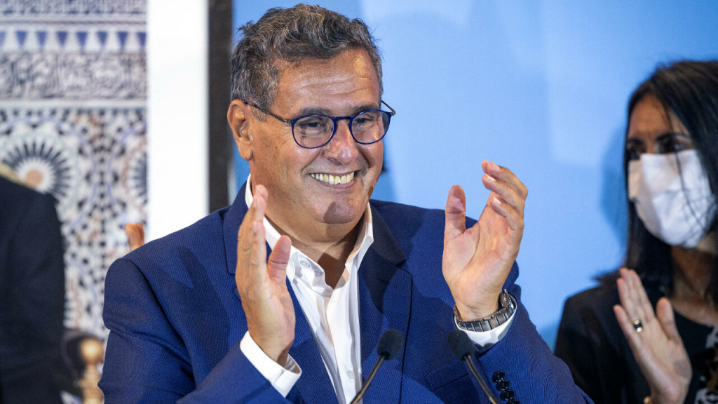 أخنوش: أثق في “الأسود” والحكومة تدعم تأهل المنتخب
