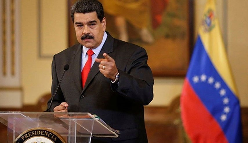رئيس فنزويلا يتهم أمريكا بإفشاء الأسرار