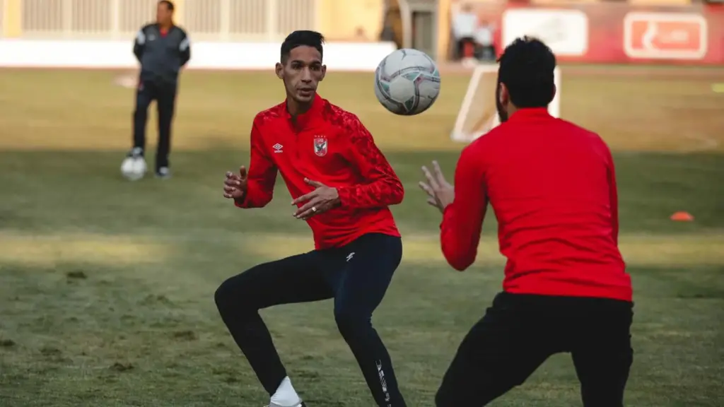 “أسود”.. بانون ممنوع من التدرب مع الأهلي ووكليه: قلبُه سليم