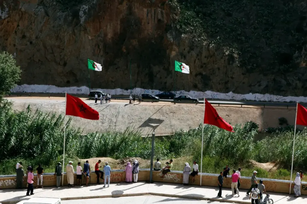قافلة تجوب أوروبا وندوة ببروكسل لإنصاف عائلات مغربية طردت من الجزائر