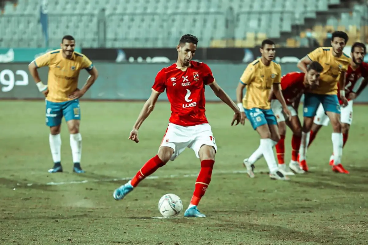 كأس السوبر.. بانون يستهدف إنجازا تاريخيا في مواجهة فريقه الأم