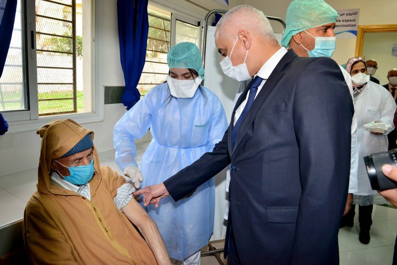وزارة الصحة: حملة التلقيح جنّبت المغرب “انتكاسة وبائية”