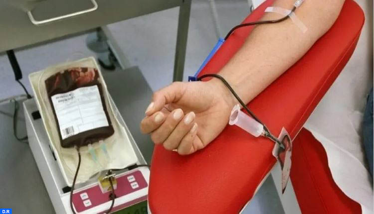 جمع 400 كيس دم في حملة التبرع بالحسيمة