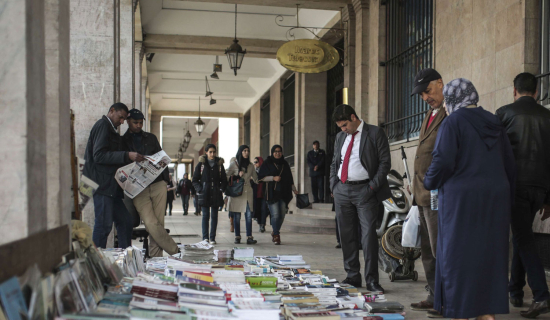 الكتب المقرصنة تغزو السوق المغربية وتصيب صناعة الكتاب في مقتل