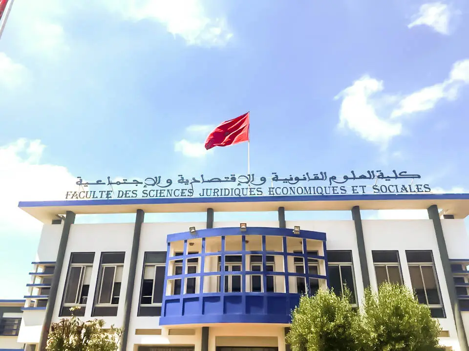 بسبب امتحان حضوري.. مصدر يكشف لمدار21 احتمالية تحول كلية عين السبع إلى “بؤرة” لكورونا