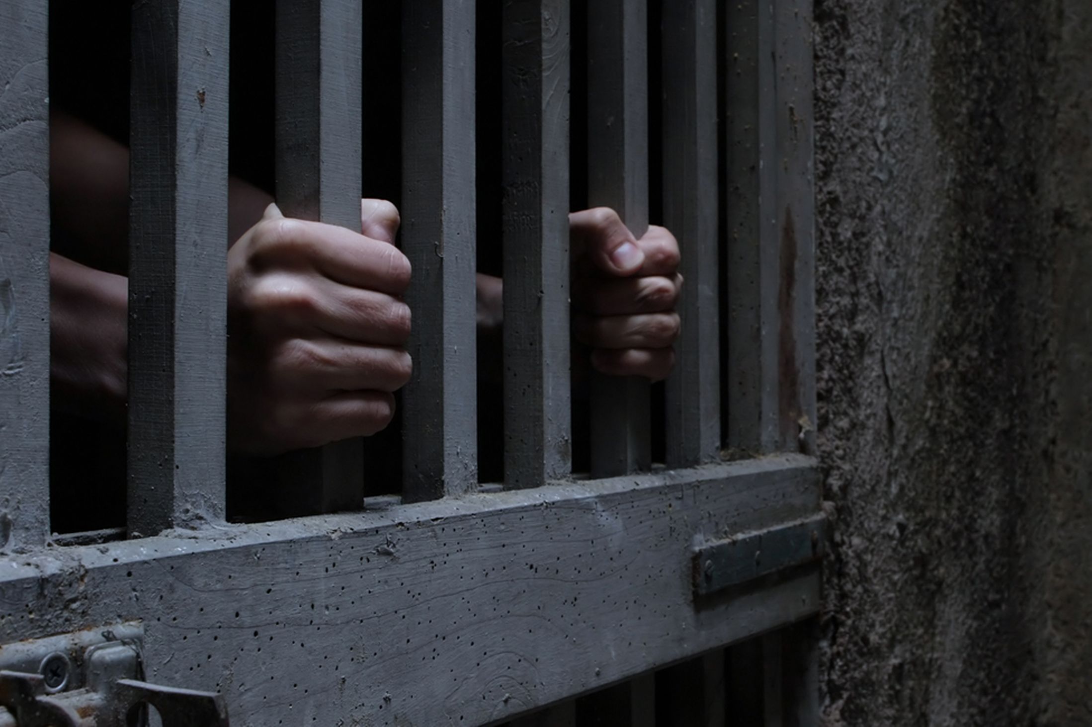 انتحار سجين محكوم بالإعدام في قضايا الإرهاب بسجن مكناس