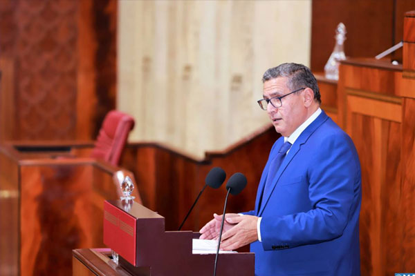رئيس الحكومة يلتزم بتقوية حضور الثقافة المغربية وراء الحدود