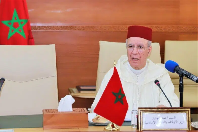 التوفيق يبرز دور الطريقة التجانية في التواصل الديني والروحي بين المغرب والبلدان الإفريقية