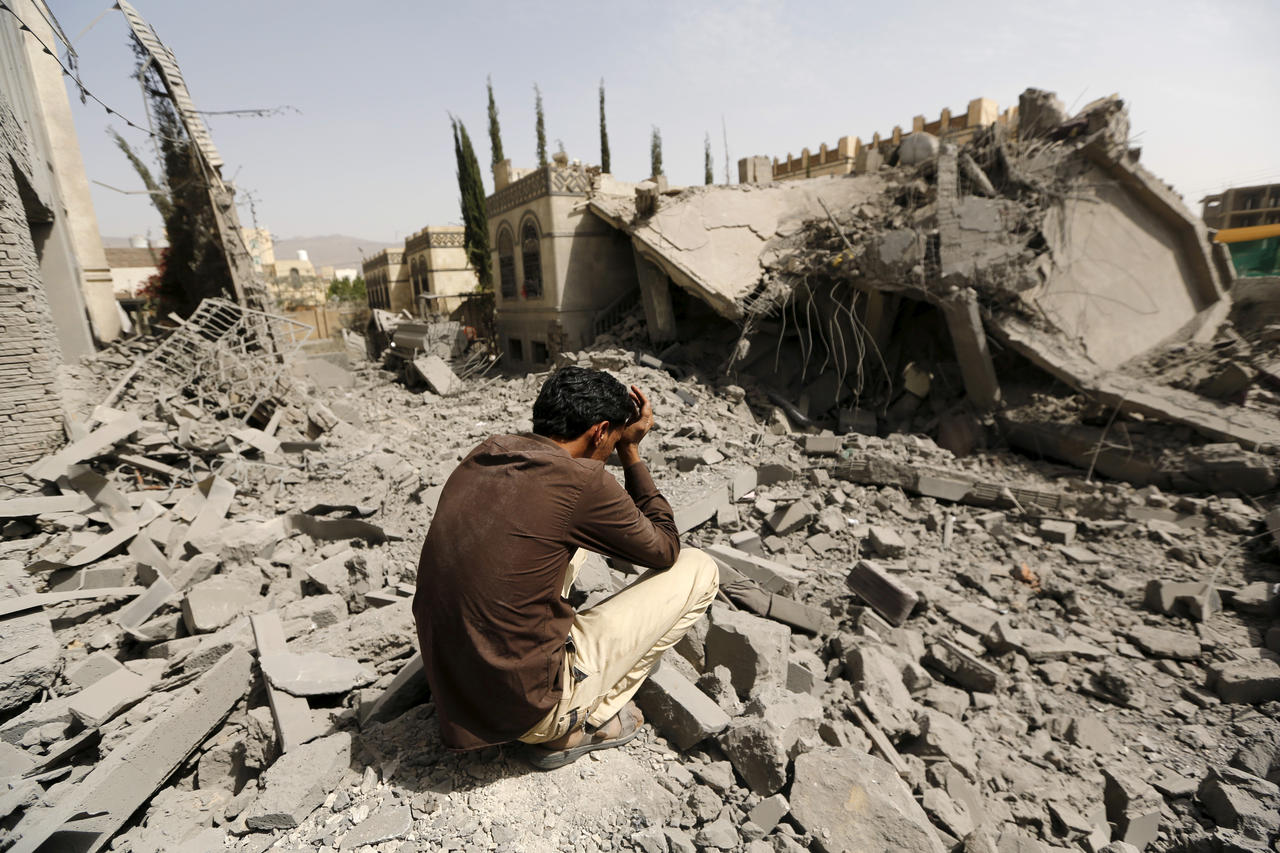 الحرب تنخر اقتصاد اليمن