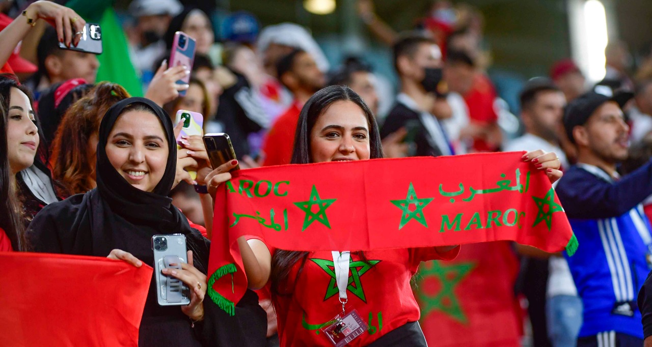 بسبب “هتافات عنصرية” في مباراة الجزائر..فيفا تعاقب المغرب