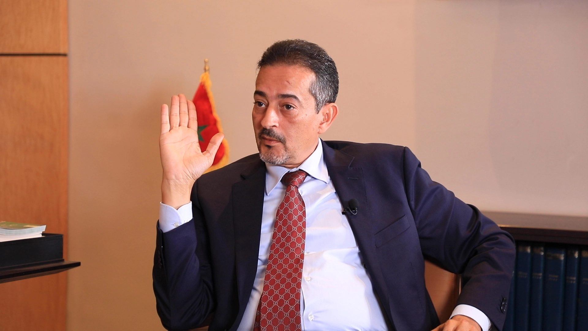 هشام المهاجري: لا للتطبيل نعم لكشف حصيلة الوزراء والبرلمانيين